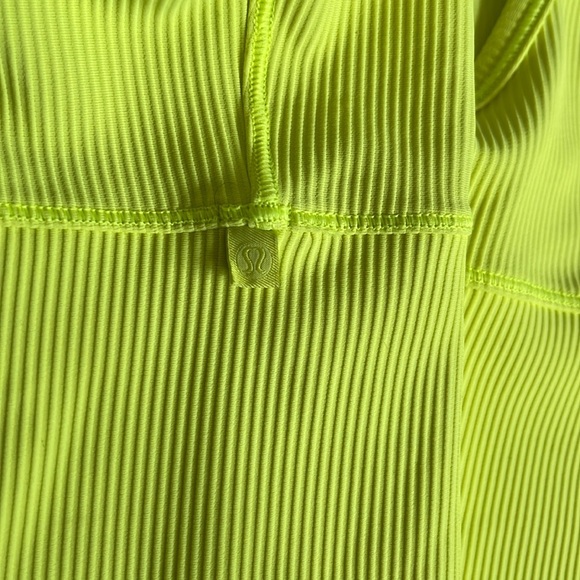 Lululemon Power Pivot Tank Ribbed Crop Reversible Yellow Neon Size Small (4/6) - Picture 5 of 7